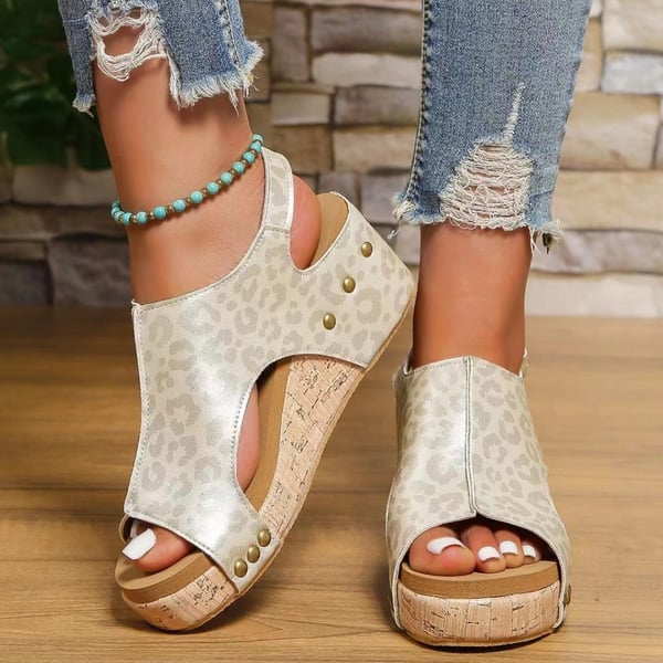 Élégance – Luxuriöse Wedges mit Subtilem Absatz