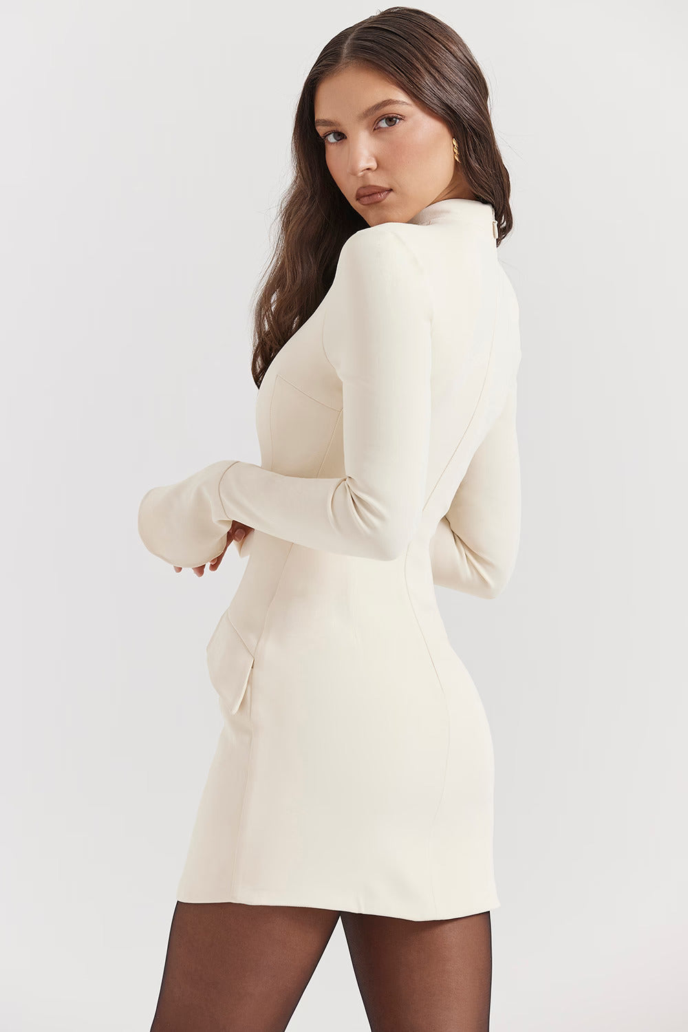 Nessa Kleid