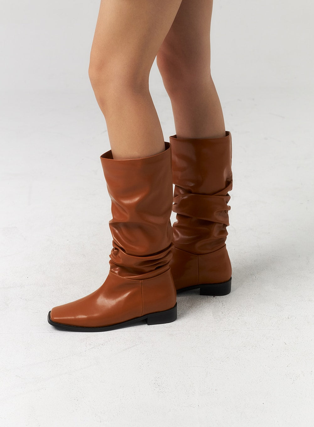 Quadratische Zehen Stiefel bis zur Wade CU329