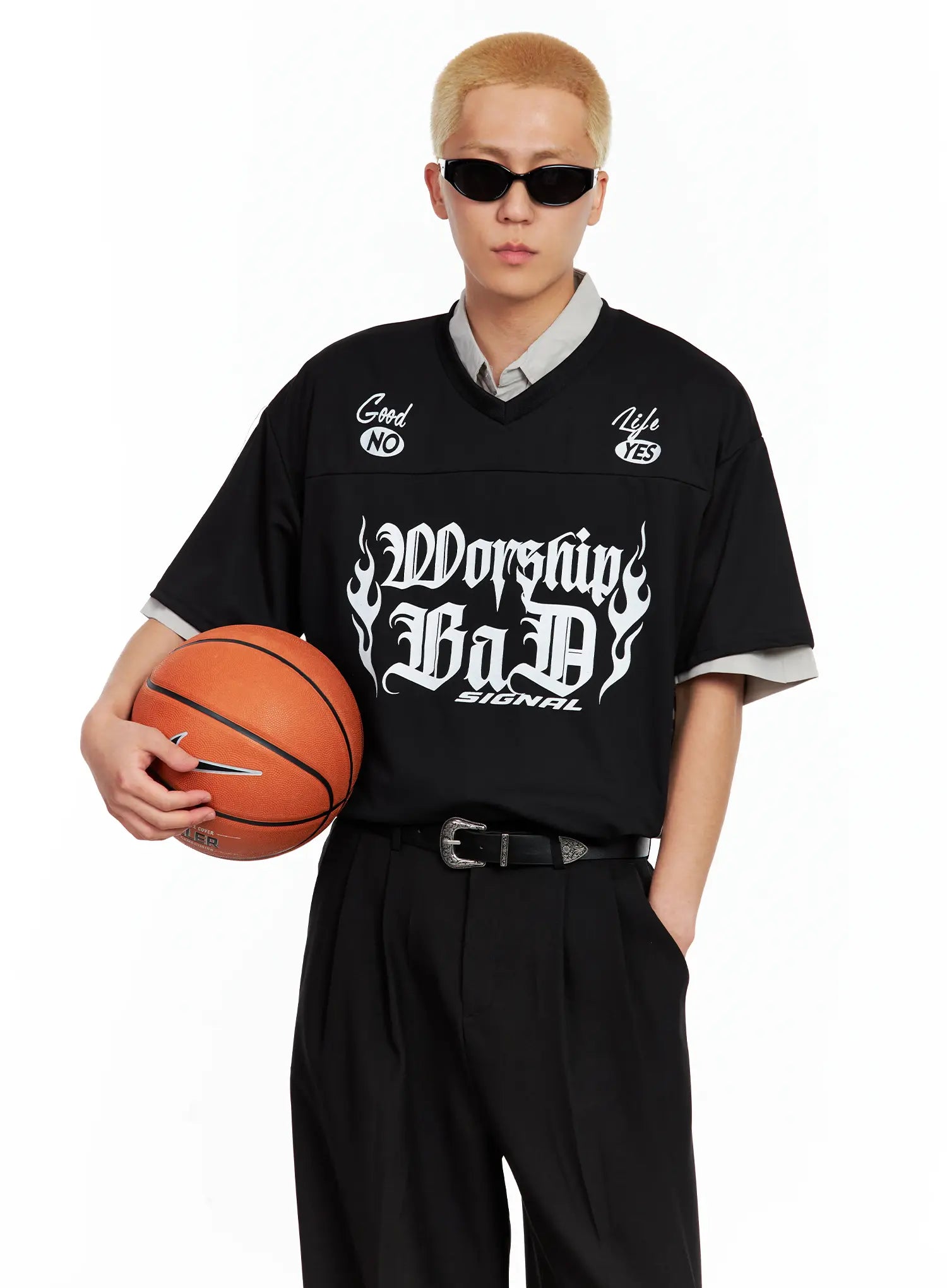 Sonnenbrille mit Akzentfarbe