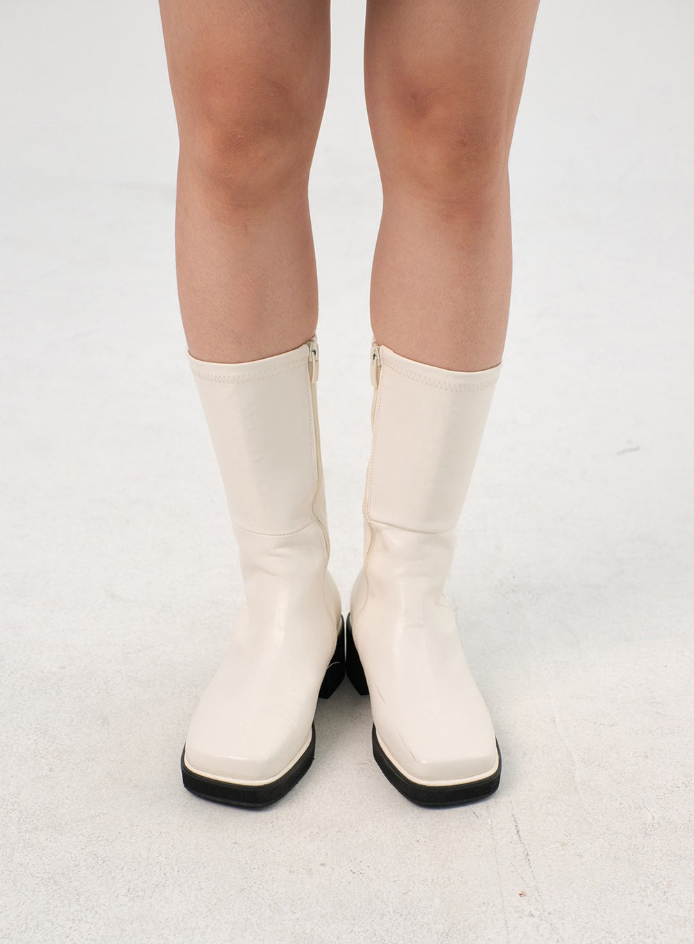 Faux-Leder Stiefel mit seitlichem Reißverschluss OS302