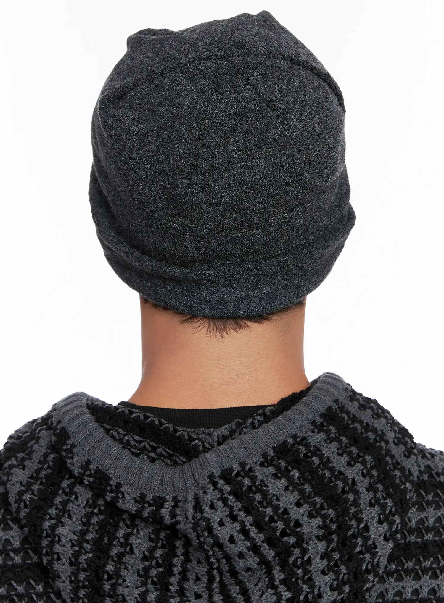 Button Decor Beanie IO506