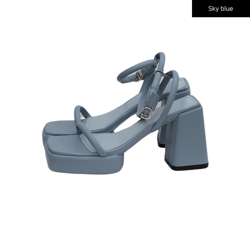 Chunky Dünne Riemensandalen CM6