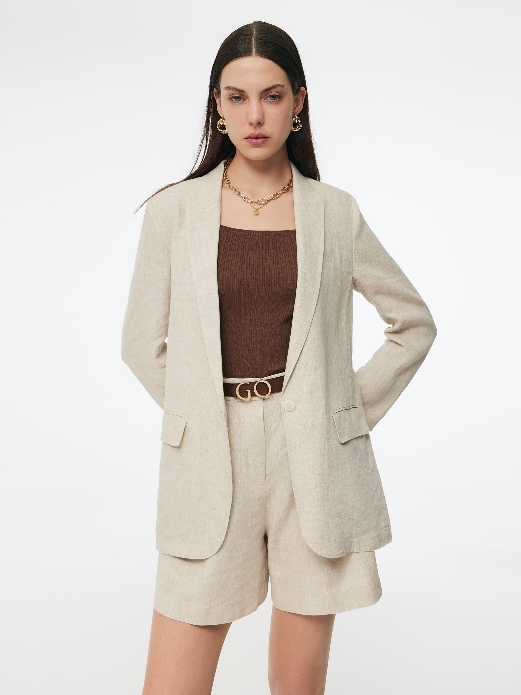 100% Leinen Damenjacke mit Schlitz hinten und einem Knopf