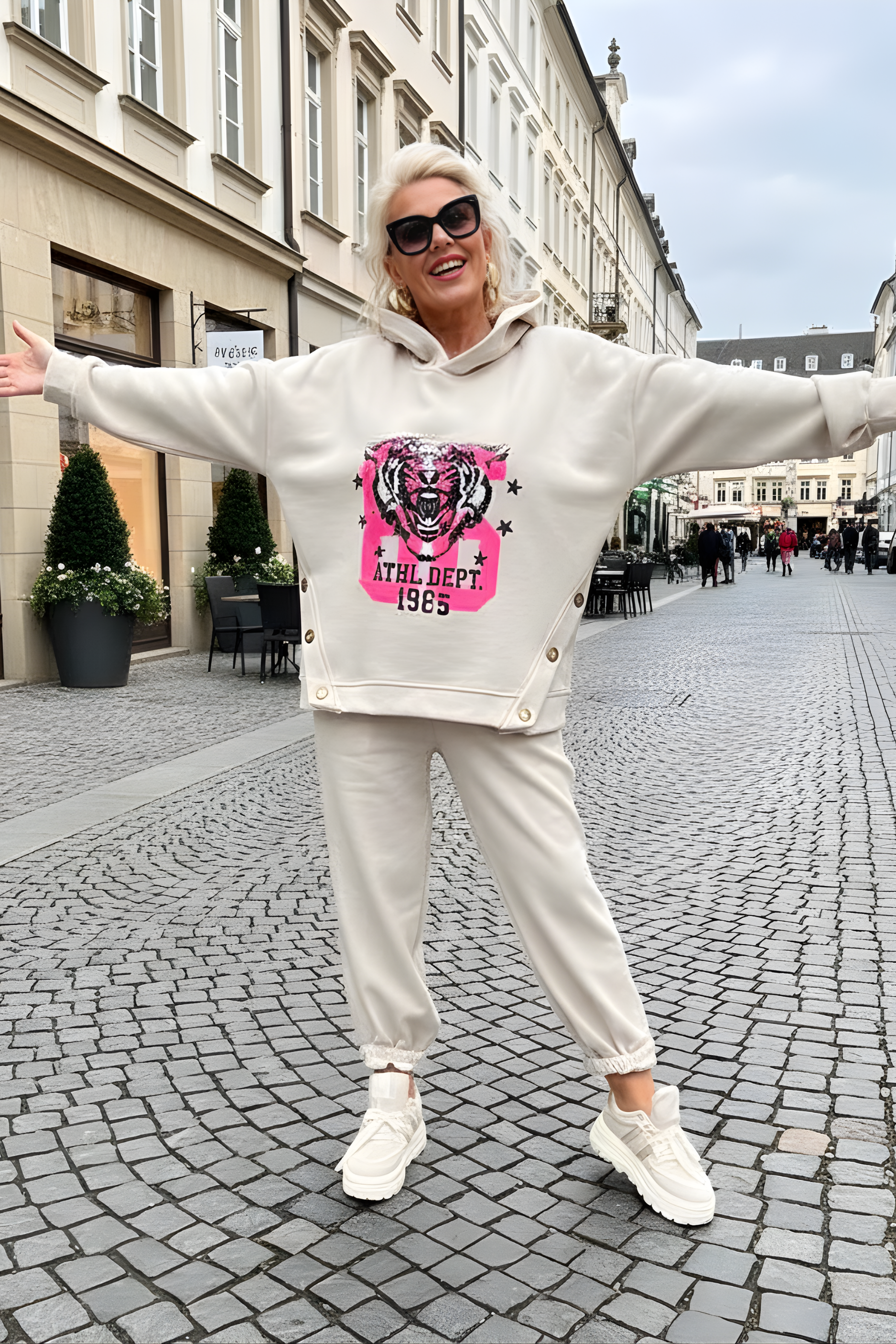 Betty | Bedrucktes Kapuzen-Sweatshirt und Hose Set