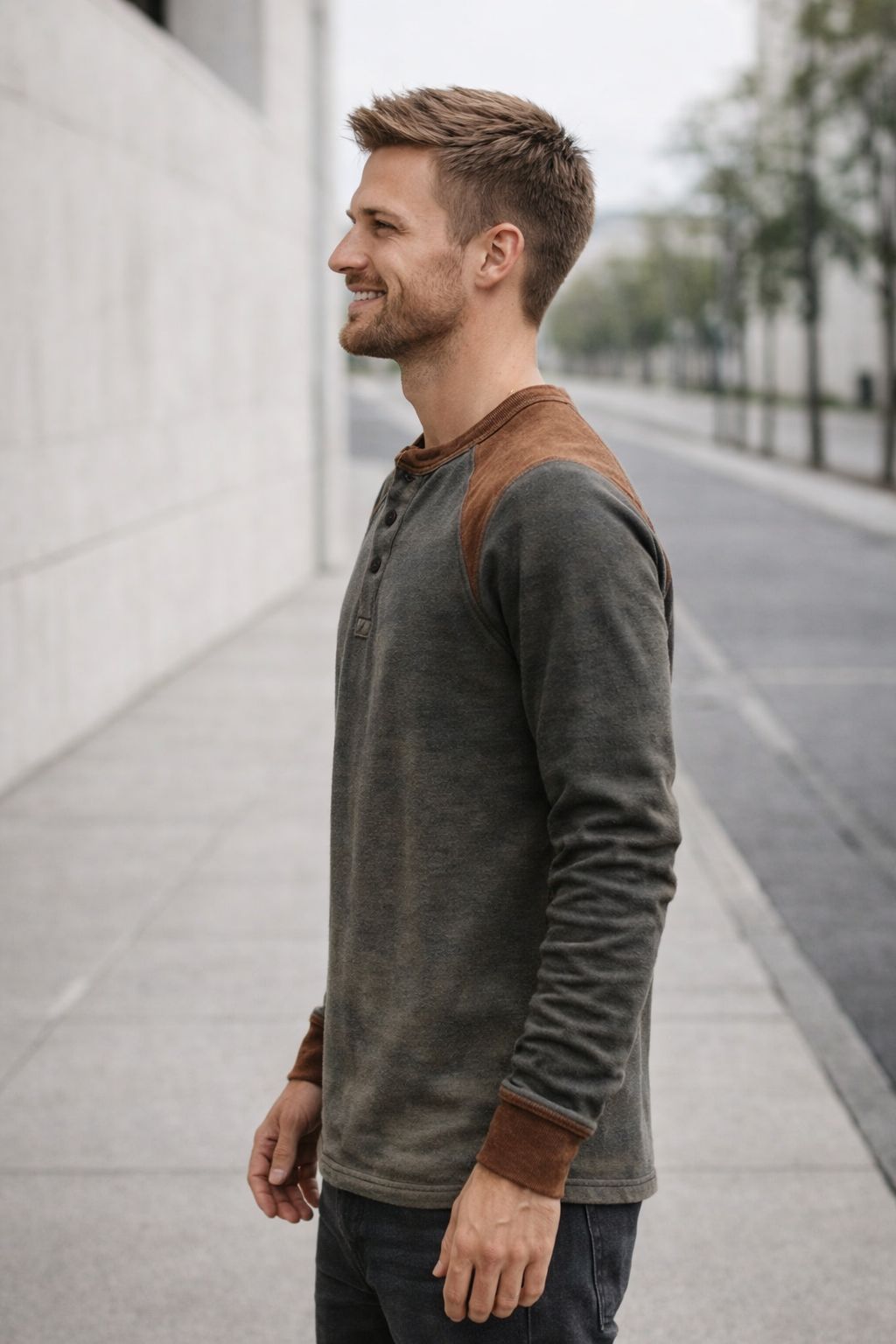 Herren Henley-Shirt – Lässig, Langarm & Komfortabel