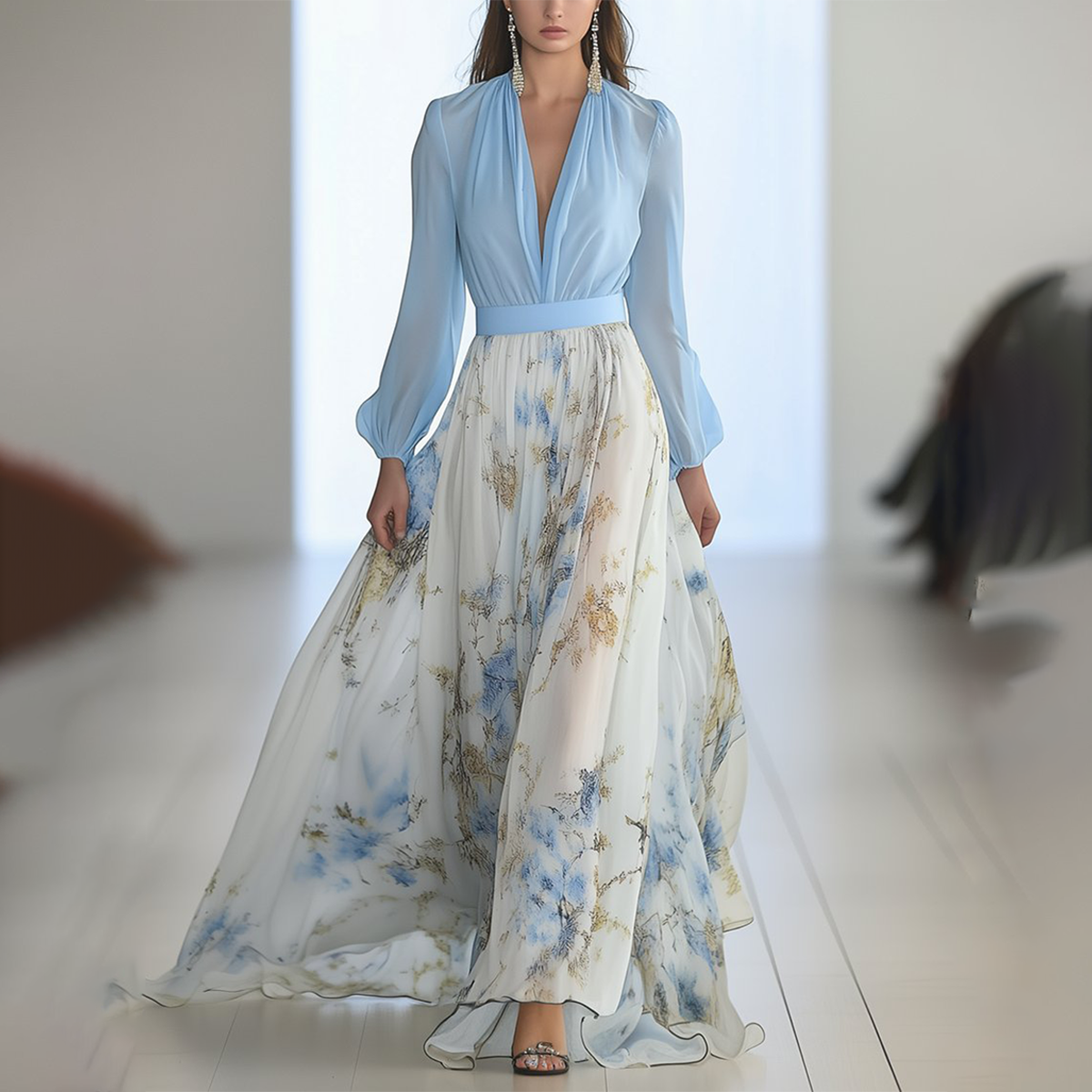 Wunderschönes Maxikleid mit Blumenmuster und V-Ausschnitt