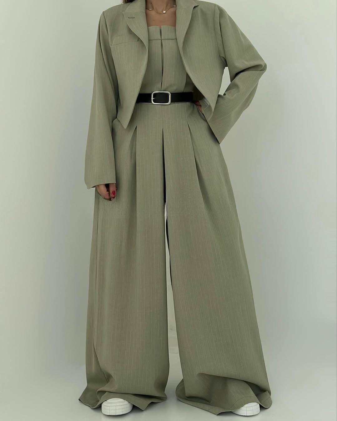 Lauralie | Trägerloser Jumpsuit im Blazer-Stil