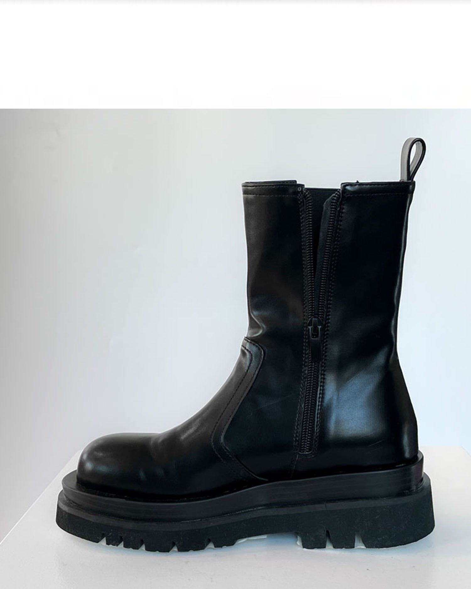 Elastische Keil-Ankle-Zipper-Stiefel CJ305