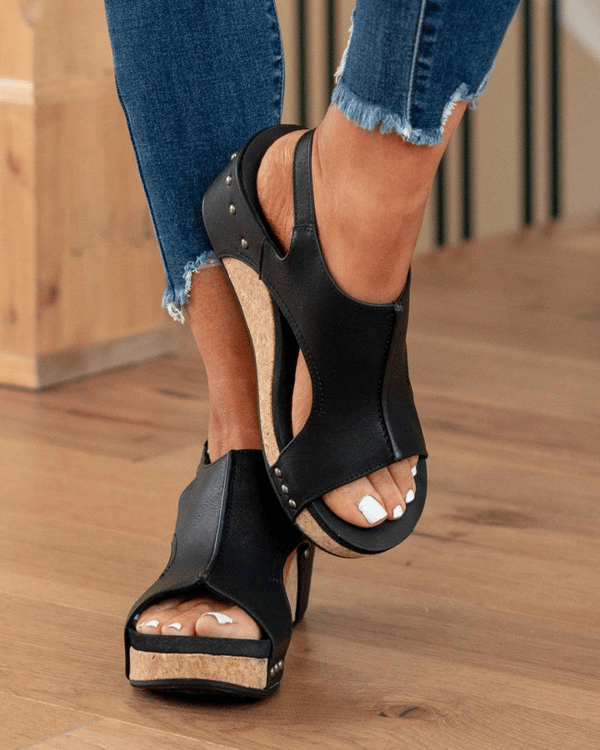 Élégance – Luxuriöse Wedges mit Subtilem Absatz