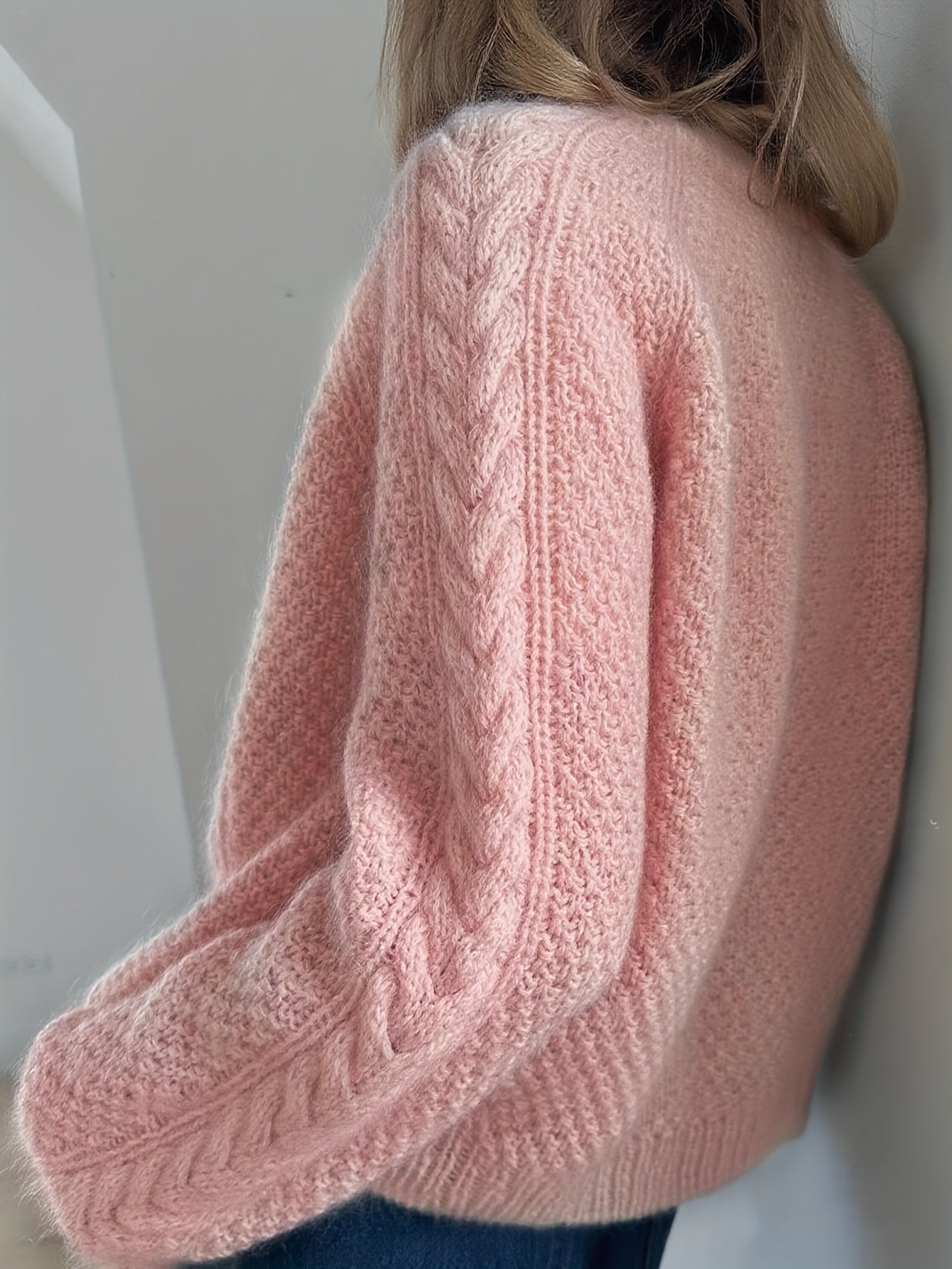 Dwina™ Strickjacke mit Knöpfen und Zopfmuster
