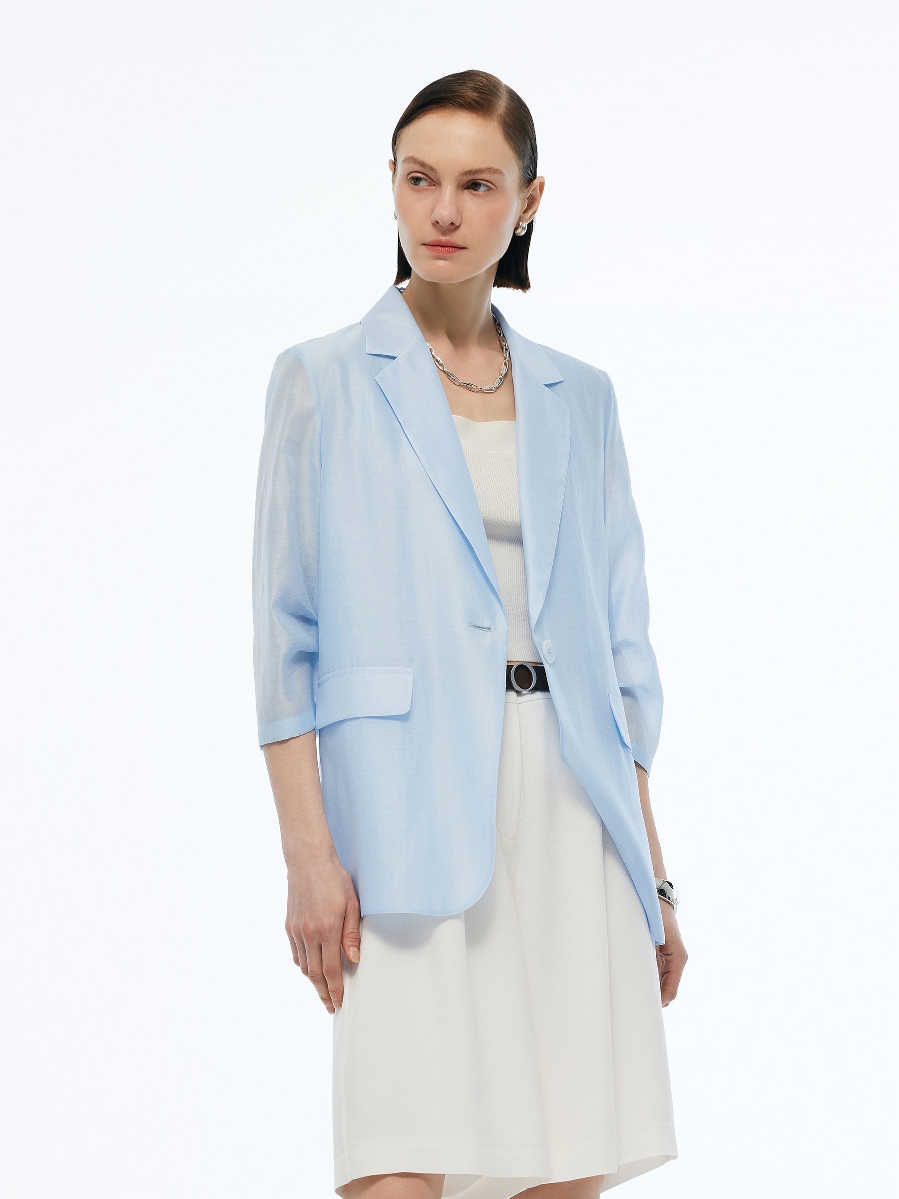 Damenjacke aus einer Mischung aus Tencel und Leinen mit 3/4-Ärmeln