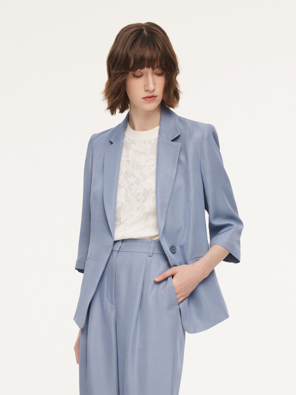 Damenjacke aus einer Mischung aus Acetat, Tencel und Leinen