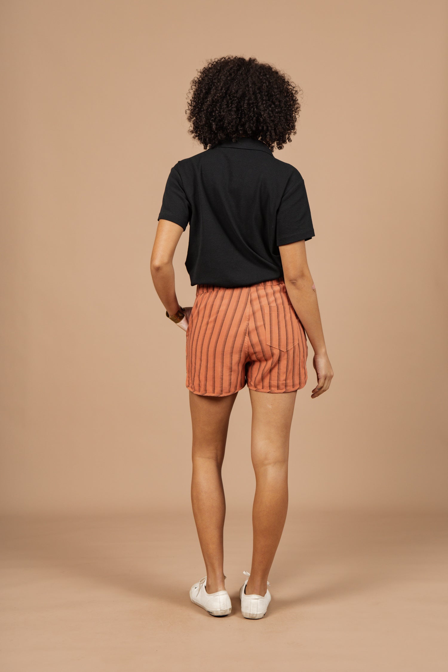 Luca Shorts / Rostfarbener Gürtel