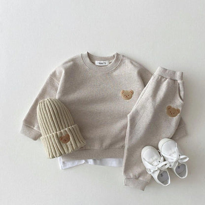 Elva – Niedliches Set mit Bärenpullover und Jogginghose für Kinder
