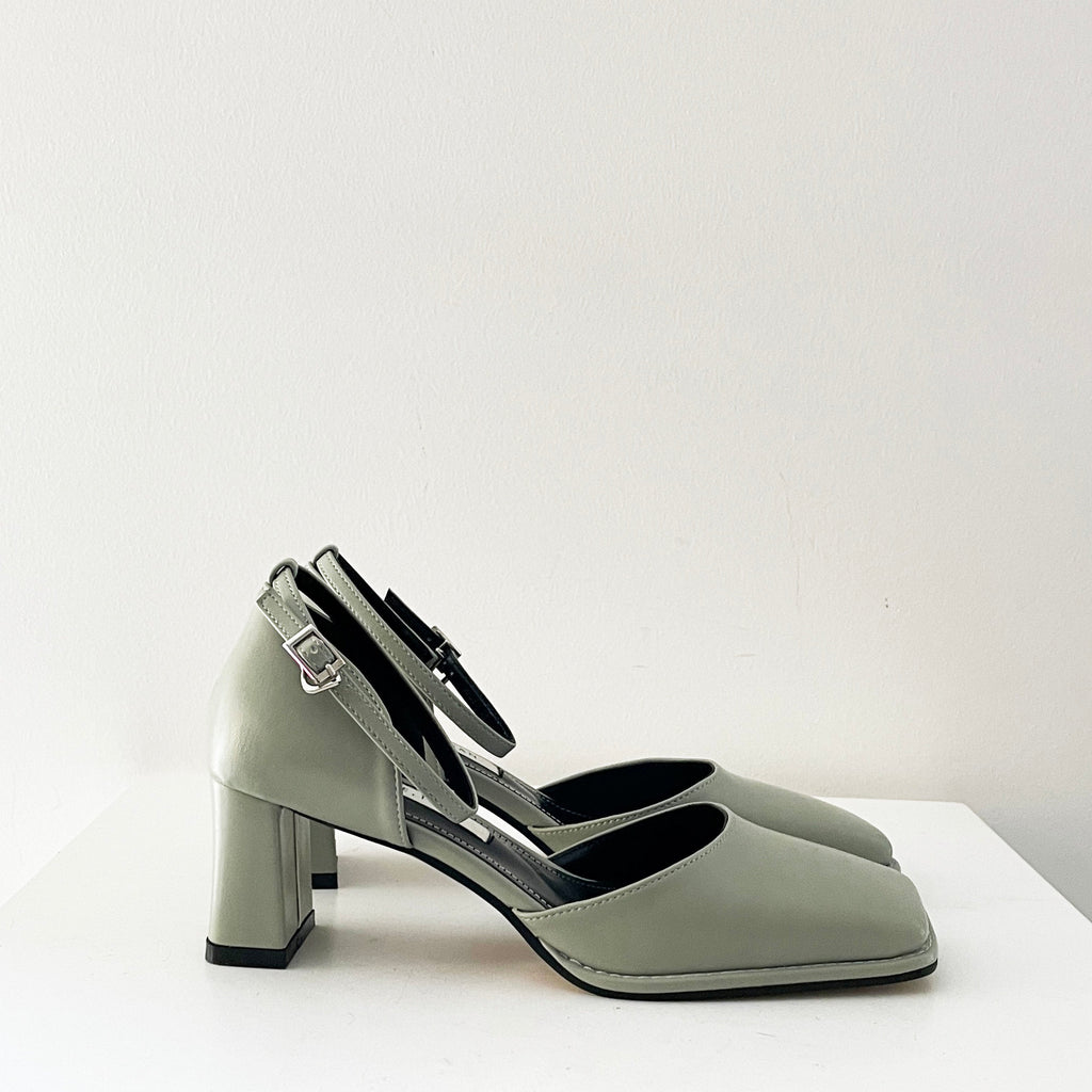 Quadratische Mary Jane Mid Heels