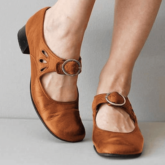 Viola – Einzigartige Ledersandalen