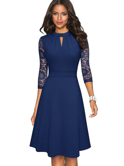 ELKE I ELEGANTES SPITZENKLEID