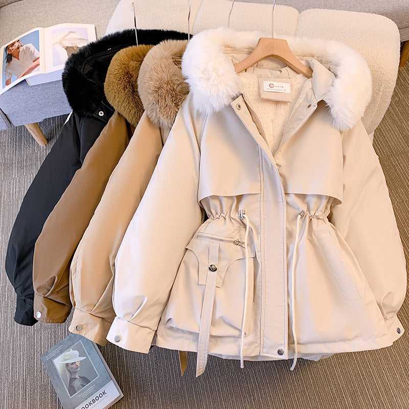 ERIKA – Eleganter Wintermantel mit Fell
