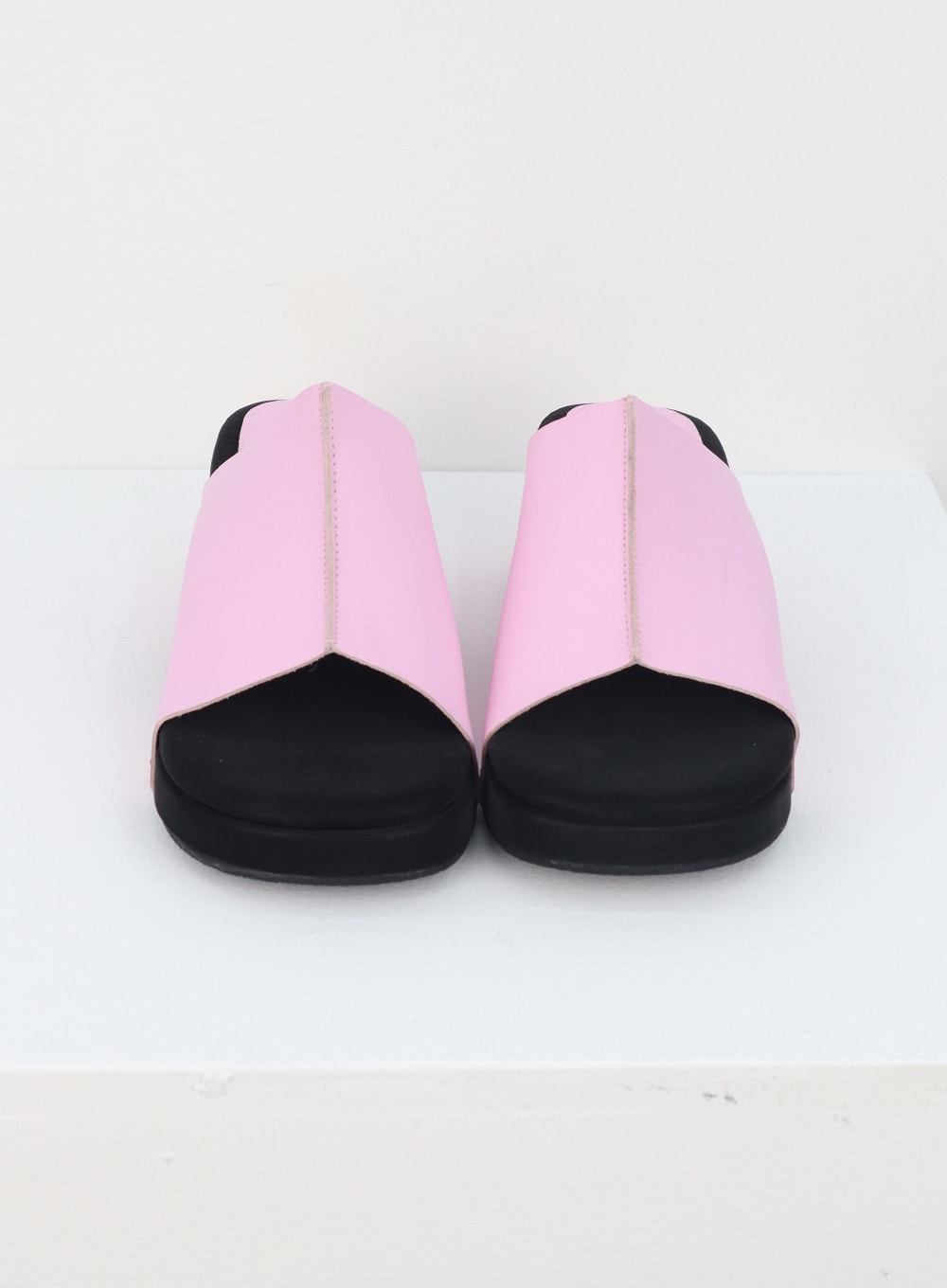 Niedrige Absatzslipper CU309