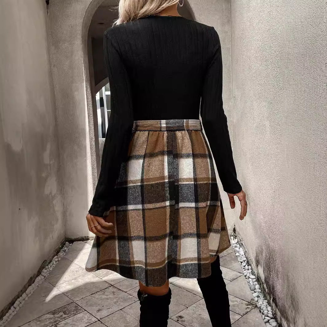Elegantes Schottenkleid