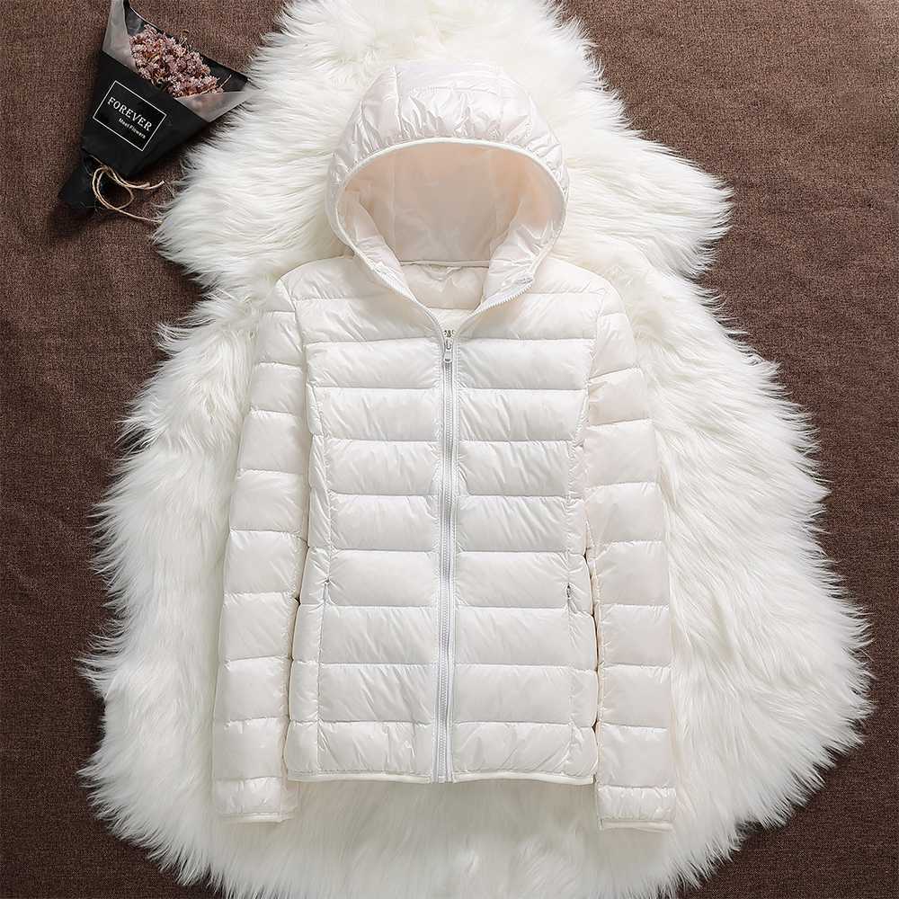 Nord | Premium-Jacke mit weißen Federn