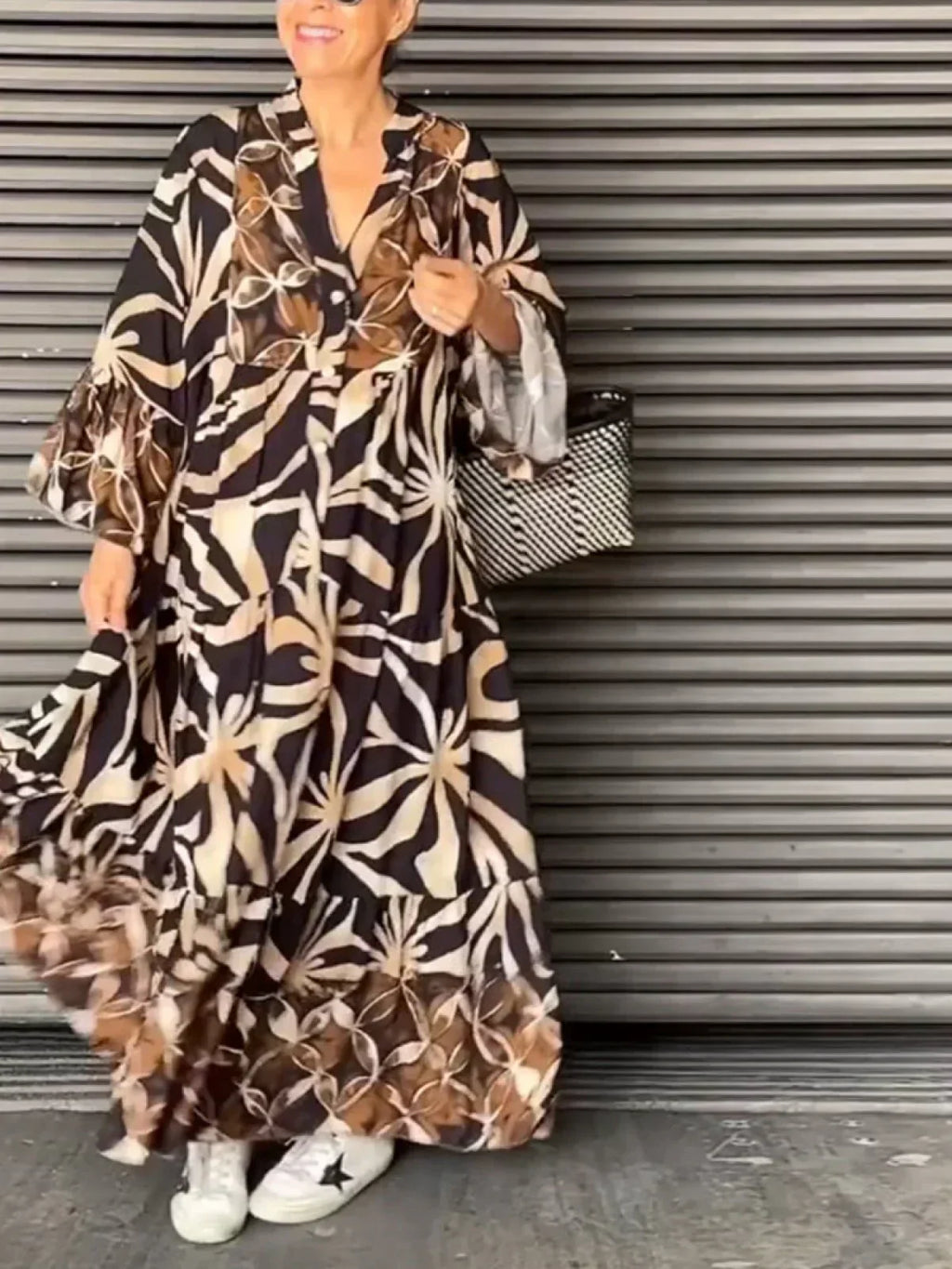 Flaire - Lässiges Kleid mit Blumenmuster